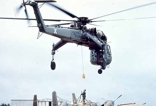 crane-6l.jpg - 18466 Bytes